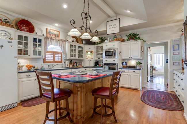 14101 E Fm 1527, Home with 3 bedrooms, 4 bathrooms and null parking in Lorenzo TX | Image 39