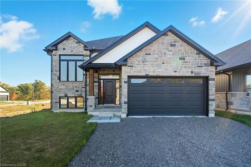 174 Pike Creek Dr, Cayuga, ON, N0A1E0 | Card Image