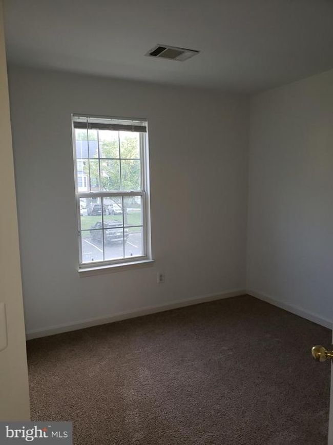 9426 Silver Meteor Ct, Townhouse with 3 bedrooms, 4 bathrooms and null parking in MANASSAS PARK VA | Image 39