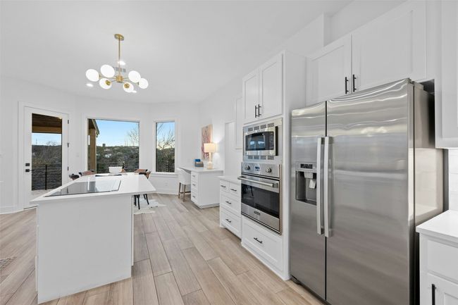 7905 Brightman Ln, House other with 5 bedrooms, 5 bathrooms and 6 parking in Austin TX | Image 15
