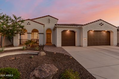 16573 W Catalina Drive, House other with 2 bedrooms, 3 bathrooms and null parking in Goodyear AZ | Image 2