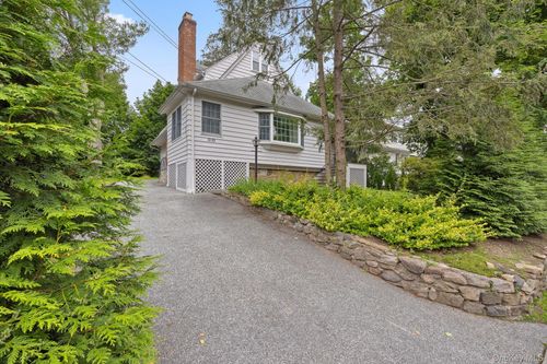 1235 Post Rd, Scarsdale, NY, 10583-2132 | Card Image