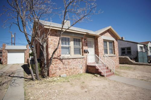 3815 Mountain Ave, El Paso, TX, 79930-6321 | Card Image