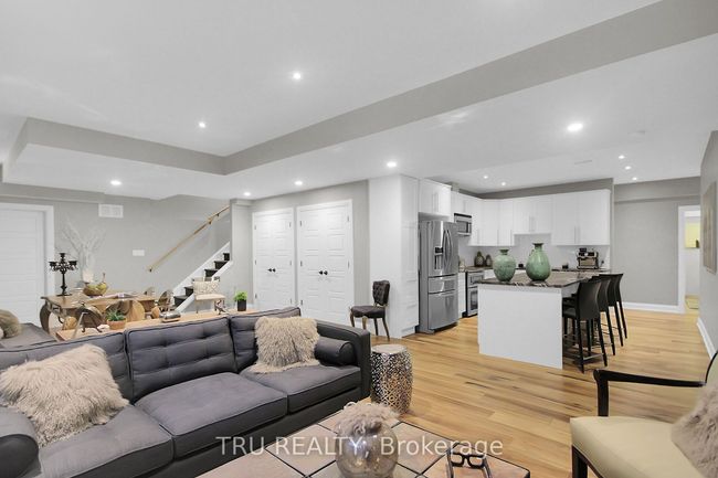 7909 Parkway Rd, House other with 5 bedrooms, 4 bathrooms and 20 parking in Metcalfe ON | Image 30
