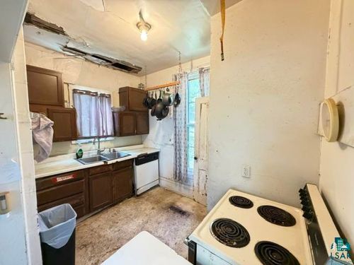 101 E 4th St, Duluth, MN, 55805 | Card Image