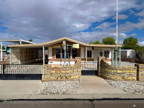 13388 E 48th Dr, Yuma, AZ, 85367-7957 | Card Image