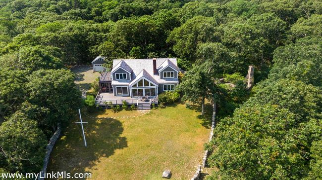 100 Gosnolds Way, House other with 4 bedrooms, 3 bathrooms and null parking in Chilmark MA | Image 4
