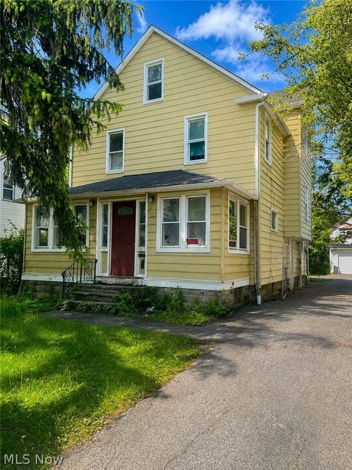 1304 E 188th St, Cleveland, OH, 44110-2832 | Card Image