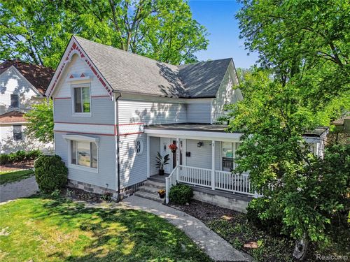 33614 Grand River Ave, Farmington, MI, 48335-3524 | Card Image