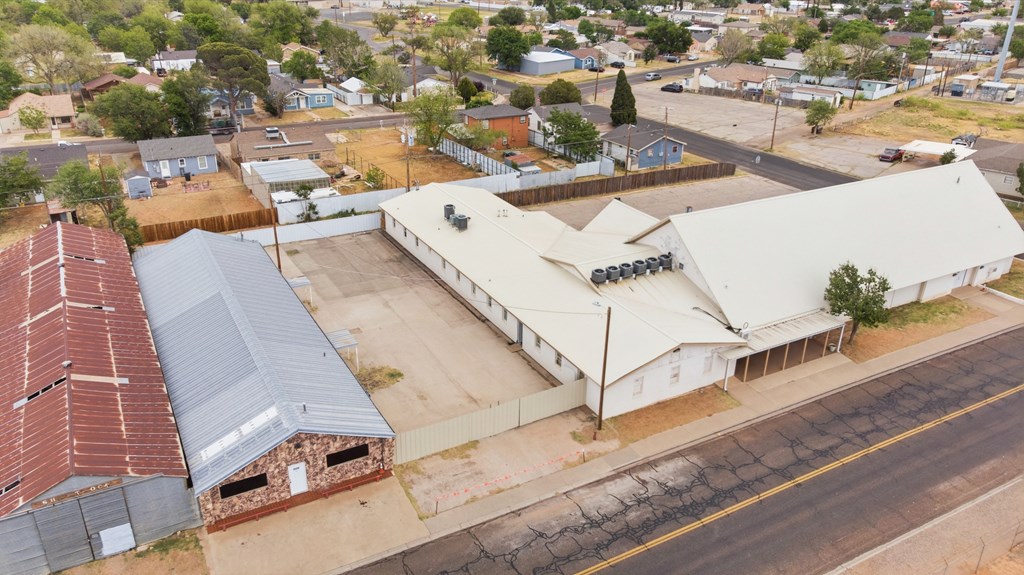Commercial Sale in Odessa 4