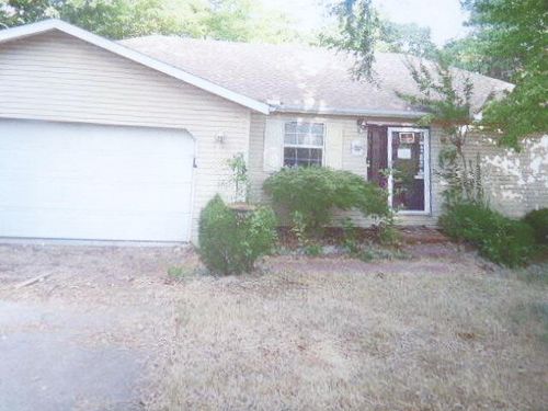 105 N Nettie St, Branson, MO, 65616-2260 | Card Image