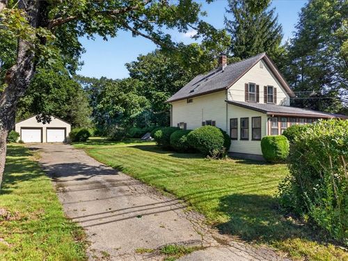 4055 S County Trl, Charlestown, RI, 02813-3926 | Card Image
