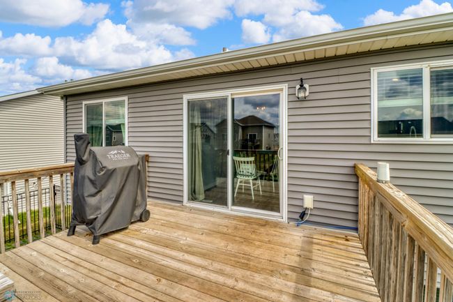 Backyard_deck1_2.JPG | Image 41