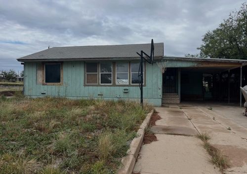 1104 S Monticello St, Big Spring, TX, 79720-5162 | Card Image
