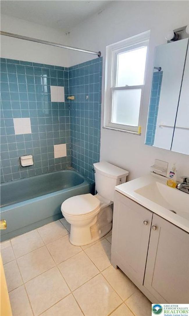 201 N Irving St, House other with 3 bedrooms, 2 bathrooms and null parking in Allentown PA | Image 10