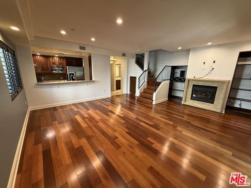 101-5401 Morella Avenue, Valley Village, CA, 91607 | Card Image