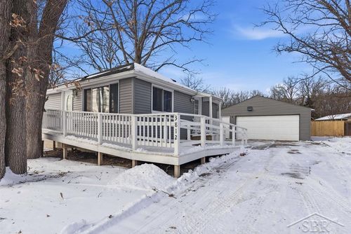 3812 N Saginaw Rd, Midland, MI, 48640-2326 | Card Image