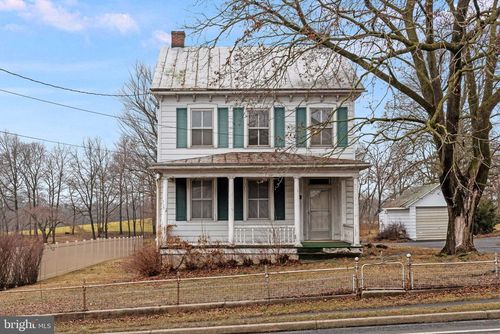 8448 Lancaster Ave, BETHEL, PA, 19507-9429 | Card Image