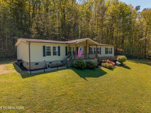 631 Laurel Rd, Clinton, TN, 37716-5827 | Card Image