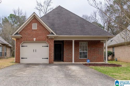 2079 Willow Glenn Dr, Birmingham, AL, 35215-5000 | Card Image