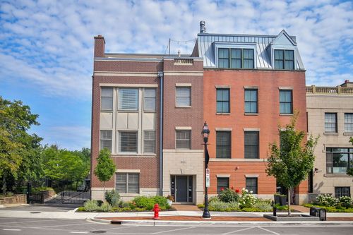 a-1-460 Pennsylvania Ave, Glen Ellyn, IL, 60137-4438 | Card Image