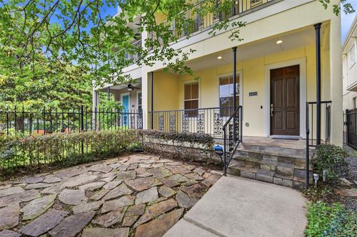 4424 Blossom St, Houston, TX, 77007-5535 | Card Image