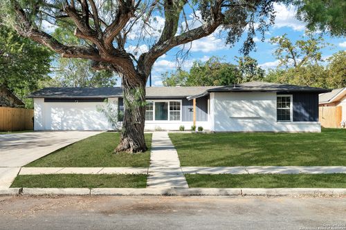 5035 Wycliff Dr, San Antonio, TX, 78220-4915 | Card Image