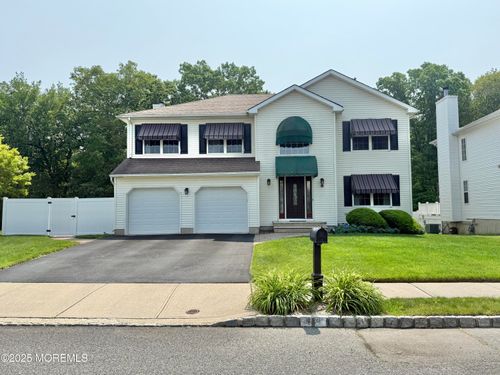 44 Diamond Ln, Howell, NJ, 07731-1872 | Card Image