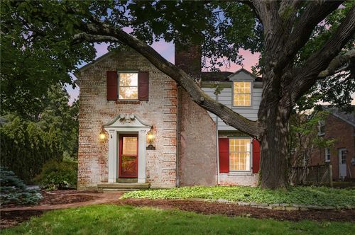 557 Hathaway Rd, Oakwood, OH, 45419-3919 | Card Image
