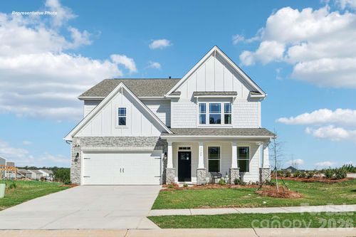 7569 Bainbridge Rd, Sherrills Ford, NC, 28673-8231 | Card Image