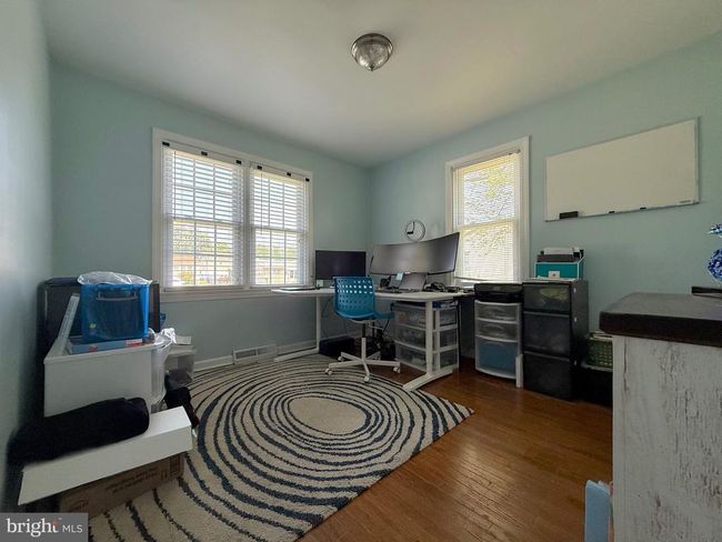 566 S Forklanding Rd, House other with 4 bedrooms, 2 bathrooms and null parking in MAPLE SHADE NJ | Image 18