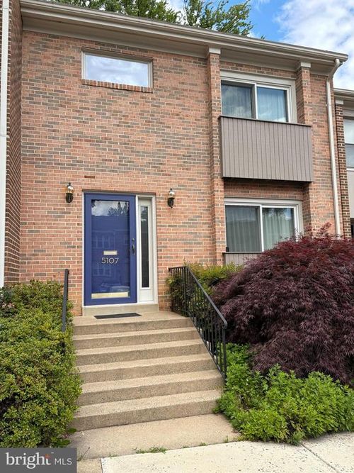 5107 Cliffhaven Dr, ANNANDALE, VA, 22003-4348 | Card Image