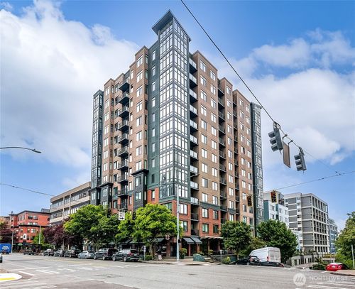 207-2721 1st Avenue, Seattle, WA, 98121 | Card Image