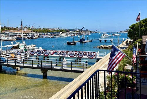 117 E Bay Front, Newport Beach, CA, 92662-1315 | Card Image