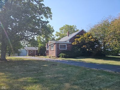 6221 N County Road 200 W, House other with 2 bedrooms, 2 bathrooms and null parking in Middletown IN | Image 2