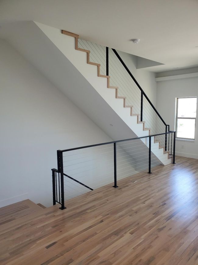 UNIT-25 - 13001 Hutton Dr, Townhouse with 3 bedrooms, 4 bathrooms and null parking in Farmers Branch TX | Image 11