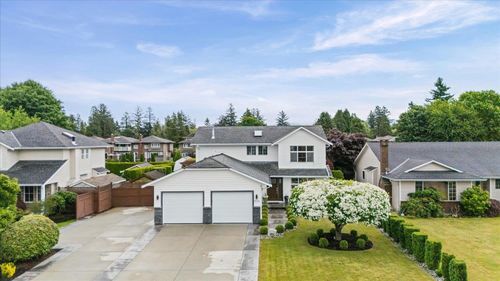 6914 Gleneden St, Chilliwack, BC, V2R2T2 | Card Image