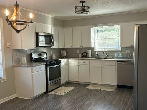 2726 Celinda Cir, College Station, TX, 77845-5304 | Card Image