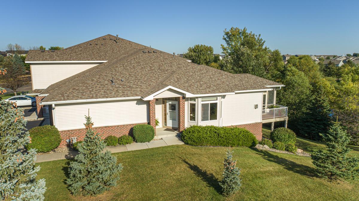 Harrow Ct, Lakeville, MN 55044