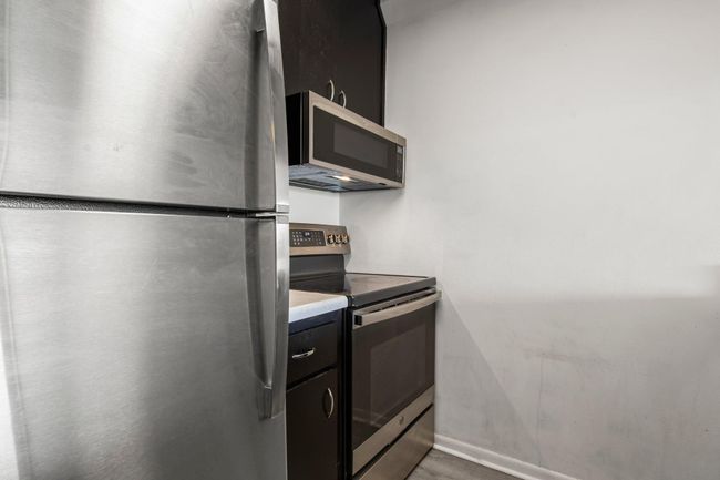 14-web-or-mls-1920 S 1st St 408-10.jpg | Image 10