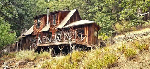 661 Drinkwater Gulch Rd, Hayfork, CA, 96041 | Card Image