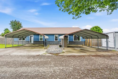 215 217 Carr Rd, Seymour, TN, 37865-3618 | Card Image