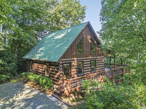 245 Sunrise Valley Rd, Blue Ridge, GA, 30513-8632 | Card Image