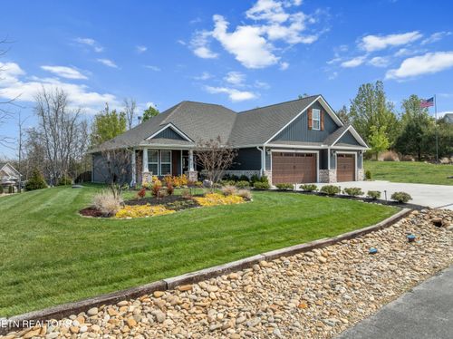 329 Walelu Trl, Vonore, TN, 37885-6705 | Card Image