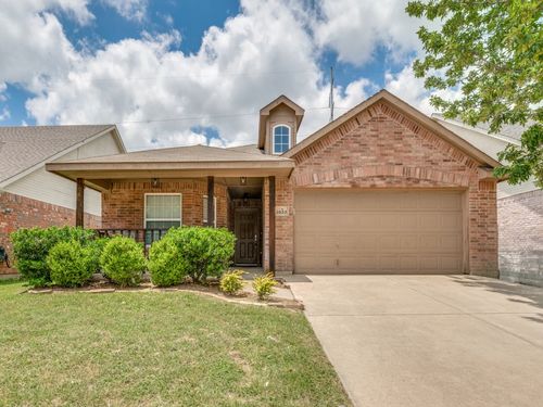 1655 Wildflower Dr, Waxahachie, TX, 75165-7845 | Card Image