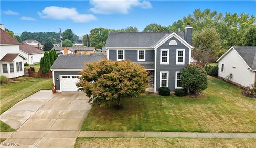 614 Levee Cir, Magnolia, OH, 44643-9224 | Card Image