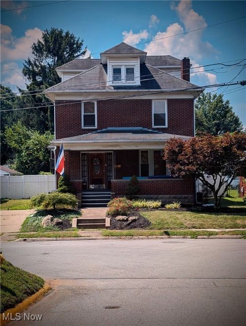 914 27th St, Parkersburg, WV, 26104-2552 | Card Image