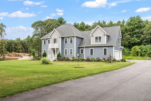 27 Spring Rd, Westborough, MA, 01581-3213 | Card Image
