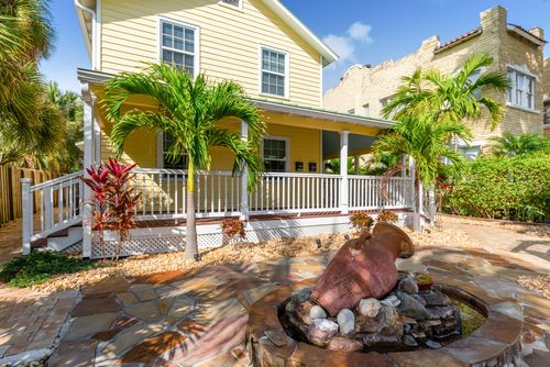 404 Sw Camden Ave, Stuart, FL, 34994-2920 | Card Image