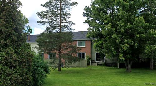 737 Robin Rd, Amherst, NY, 14228-1047 | Card Image
